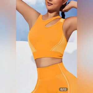 FLAMINGALS Seamless Cut Out Asymmetrical Neck Sports Bra Small